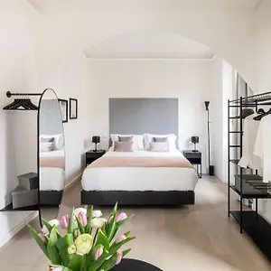Hotel Easylife - In Porta Venezia, Milan